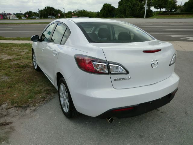 Mazda 3 2010 photo 12