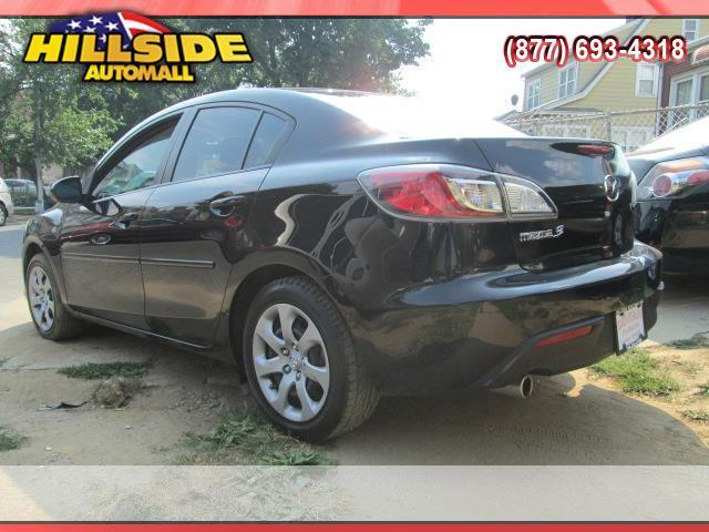 Mazda 3 2010 photo 4