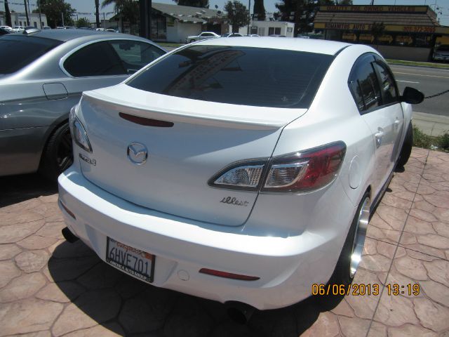 Mazda 3 2010 photo 10