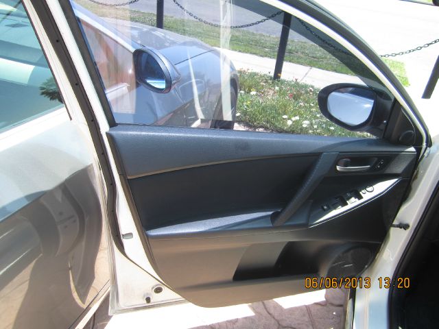 Mazda 3 2010 photo 6