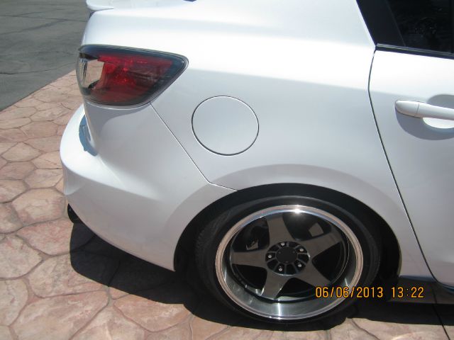 Mazda 3 2010 photo 9