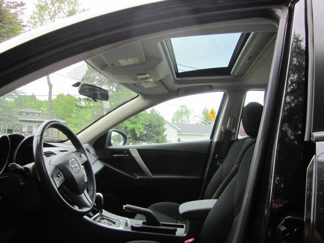 Mazda 3 2010 photo 9