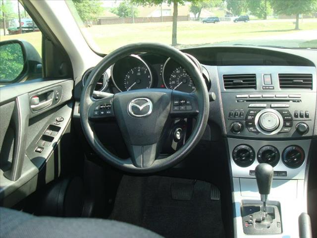 Mazda 3 2010 photo 19