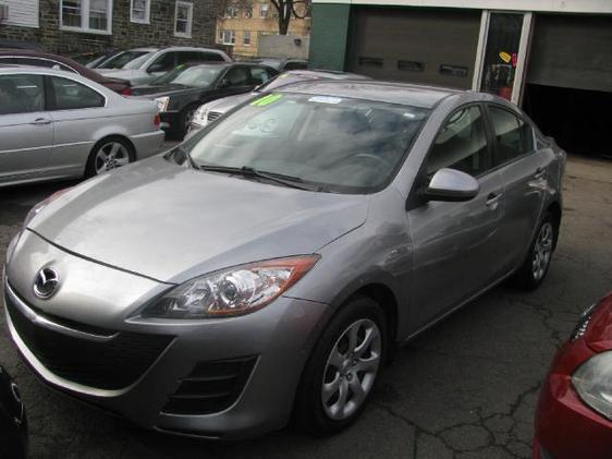 Mazda 3 2010 photo 2