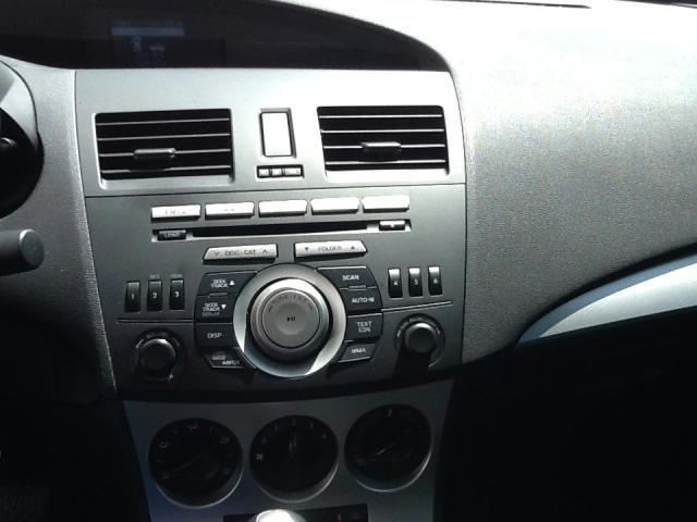 Mazda 3 2010 photo 6