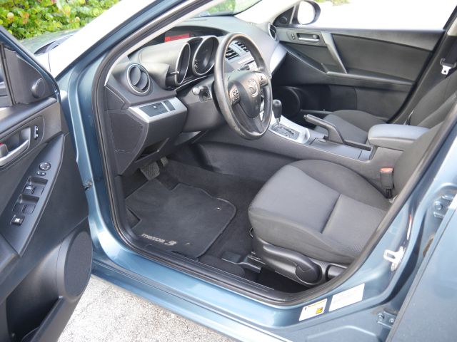 Mazda 3 2010 photo 3