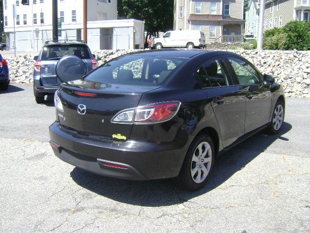 Mazda 3 2010 photo 2