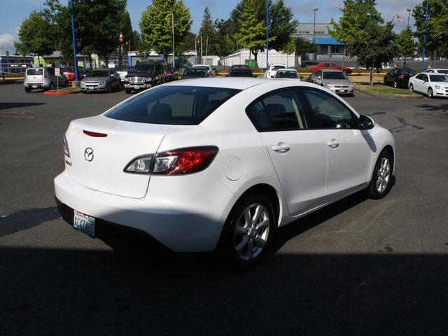 Mazda 3 2010 photo 4