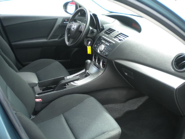 Mazda 3 2010 photo 15