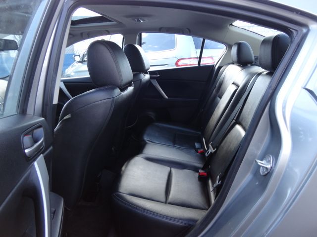 Mazda 3 2010 photo 1