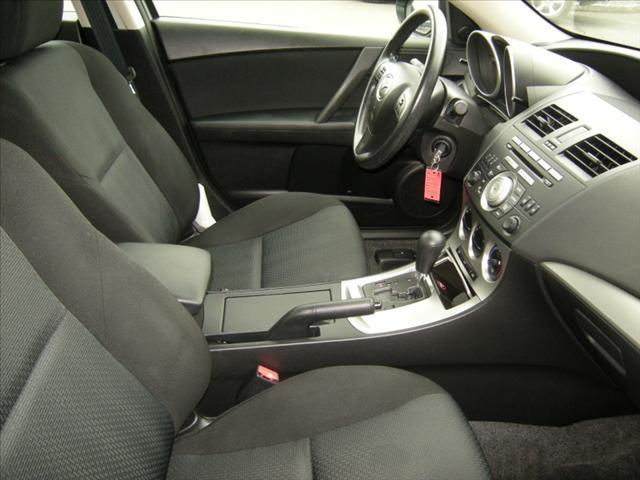 Mazda 3 2010 photo 4