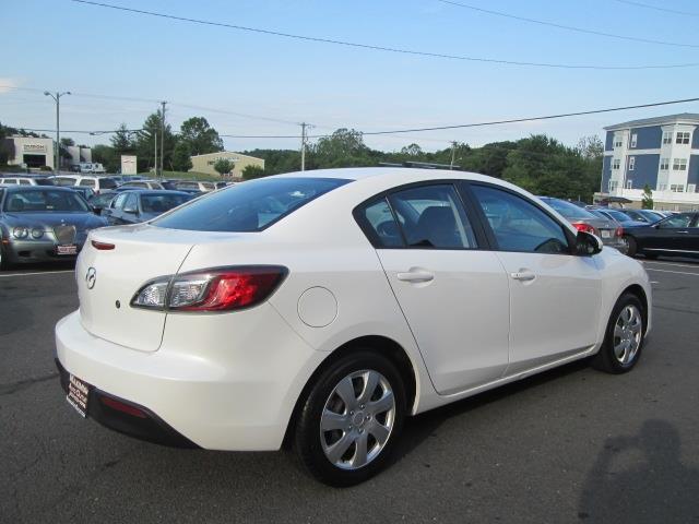 Mazda 3 2010 photo 2