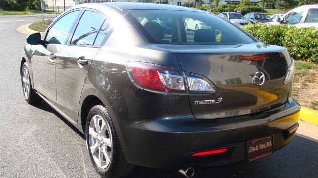 Mazda 3 2010 photo 4