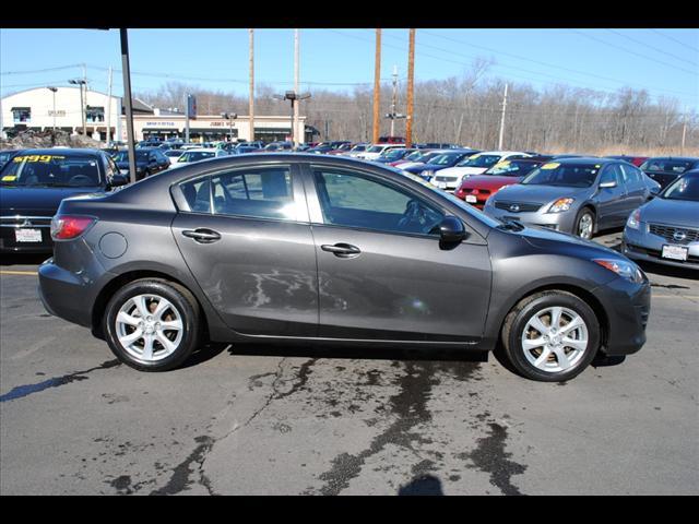 Mazda 3 2010 photo 1