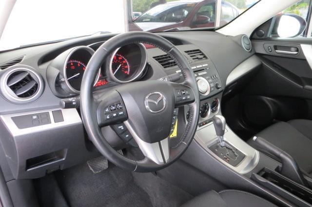 Mazda 3 2010 photo 4