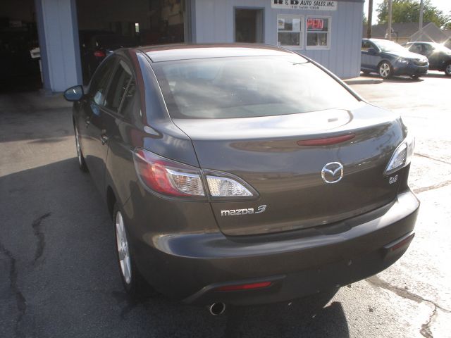 Mazda 3 2010 photo 4