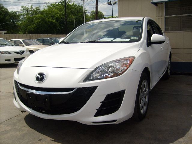 Mazda 3 2010 photo 3