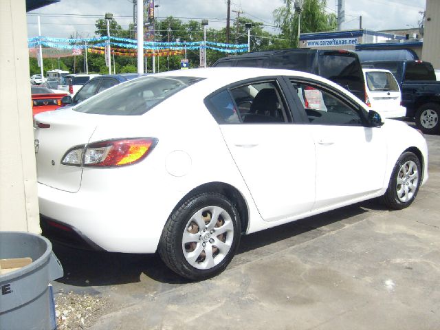 Mazda 3 2010 photo 4