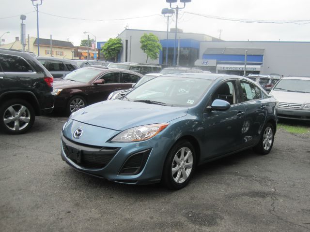 Mazda 3 2010 photo 3