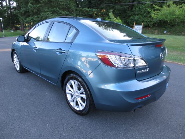 Mazda 3 2010 photo 2