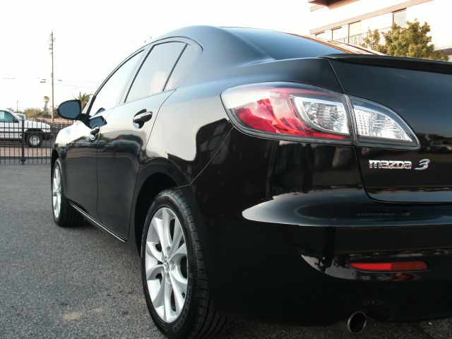 Mazda 3 2010 photo 4