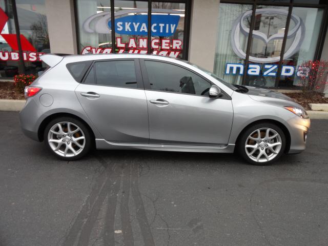 Mazda 3 2011 photo 2