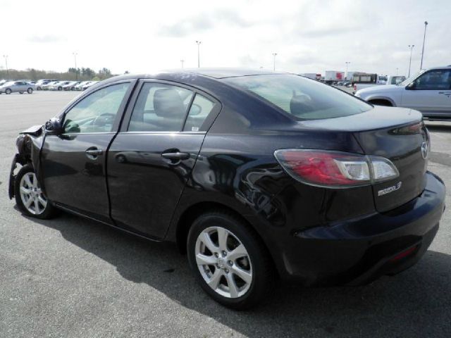 Mazda 3 2011 photo 1