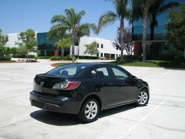 Mazda 3 2011 photo 10