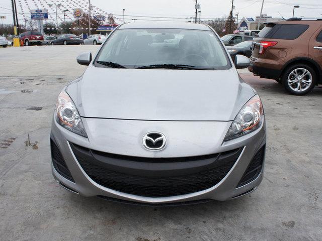 Mazda 3 2011 photo 1