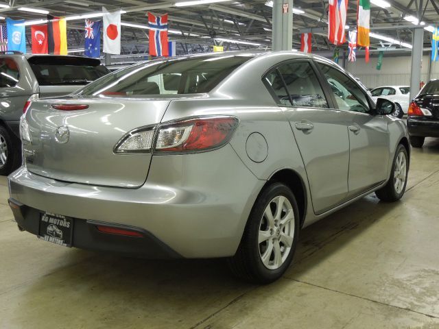 Mazda 3 2011 photo 3