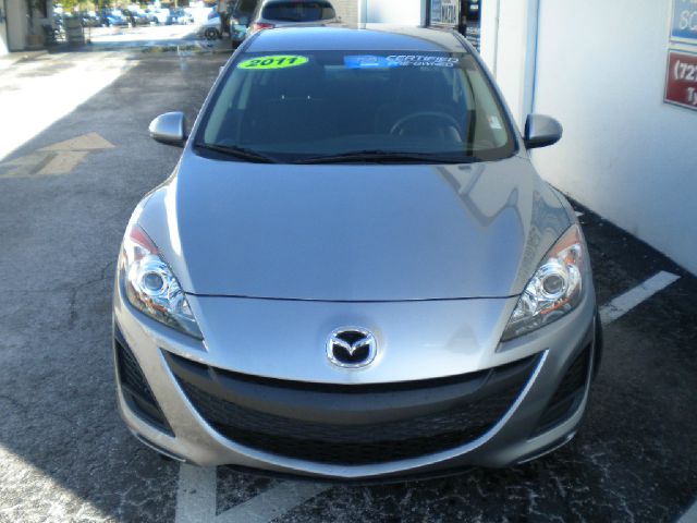 Mazda 3 2011 photo 1