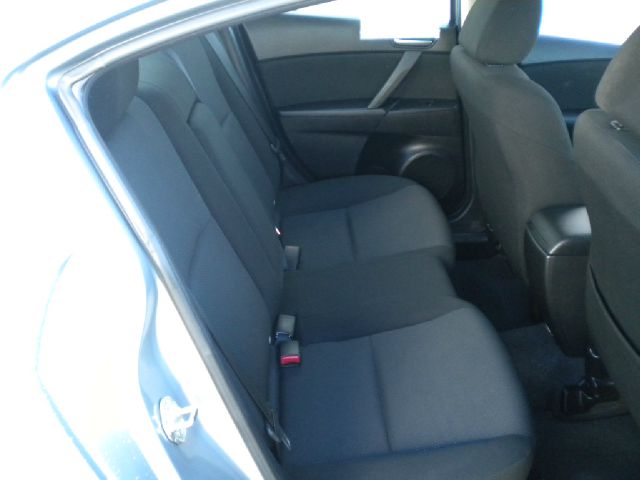 Mazda 3 2011 photo 3