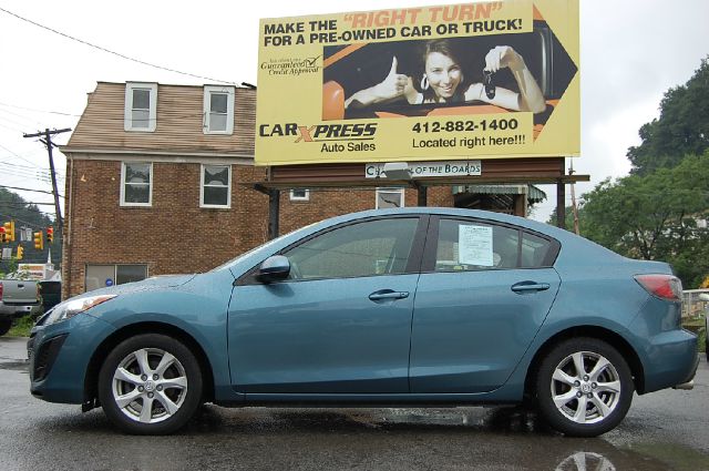 Mazda 3 2011 photo 2