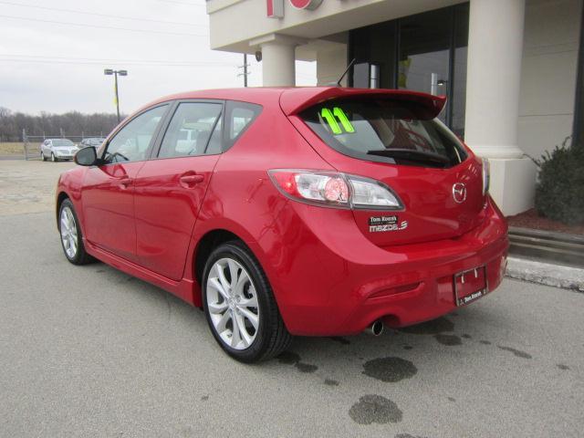 Mazda 3 2011 photo 4