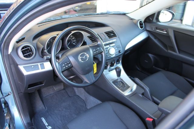 Mazda 3 2011 photo 13