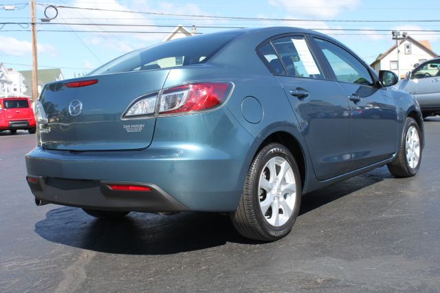 Mazda 3 2011 photo 17