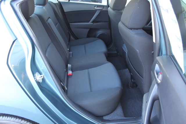 Mazda 3 2011 photo 27