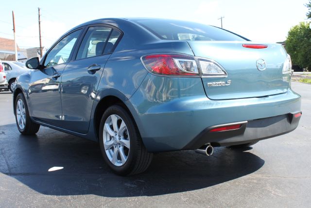 Mazda 3 2011 photo 34