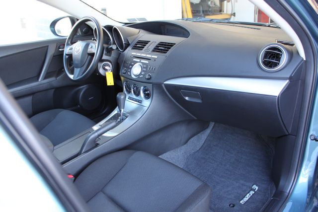 Mazda 3 2011 photo 38