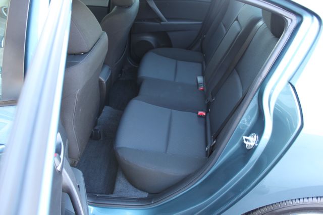 Mazda 3 2011 photo 6