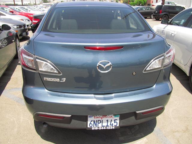 Mazda 3 2011 photo 6