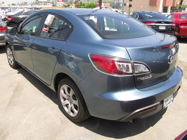 Mazda 3 2011 photo 7