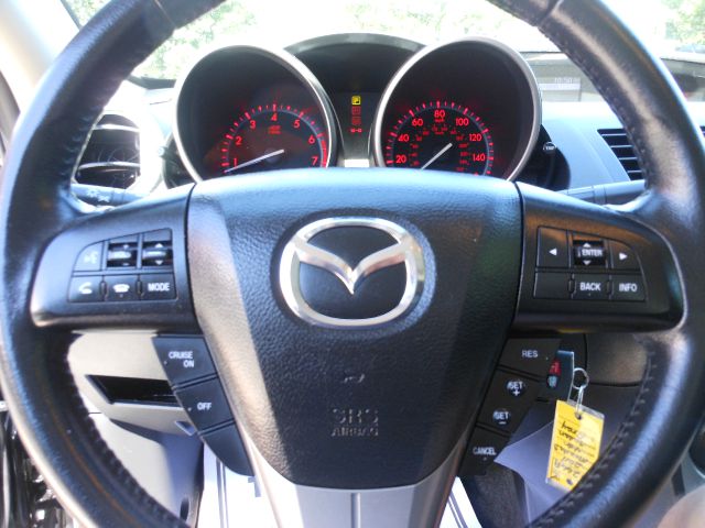 Mazda 3 2011 photo 4