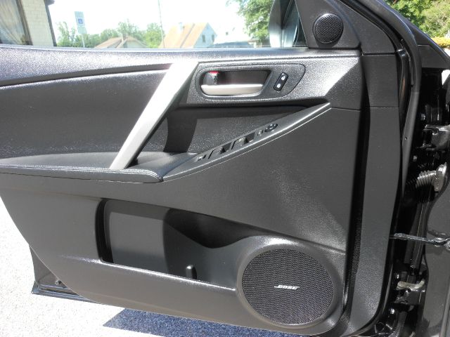 Mazda 3 2011 photo 5