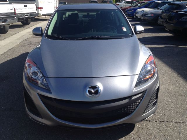 Mazda 3 2011 photo 2