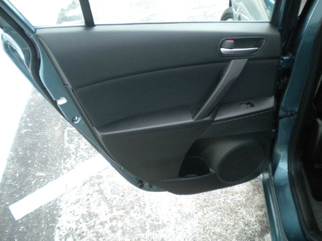 Mazda 3 2011 photo 13