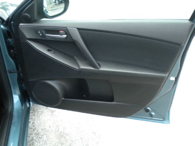 Mazda 3 2011 photo 15