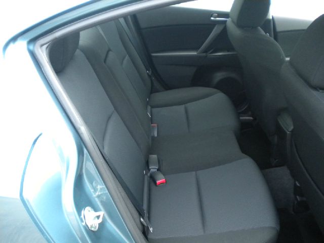 Mazda 3 2011 photo 18