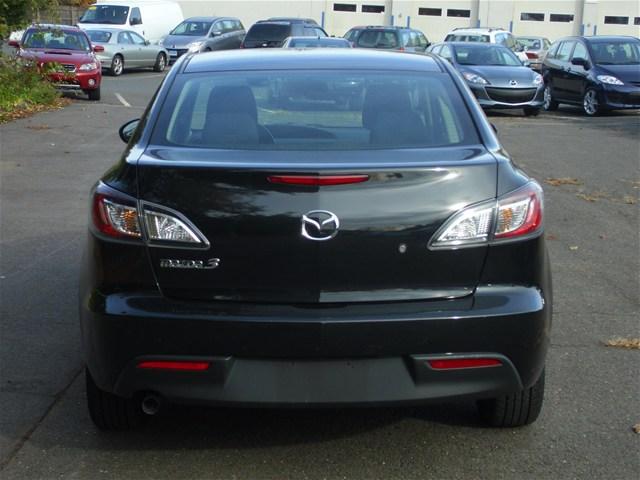 Mazda 3 2011 photo 5