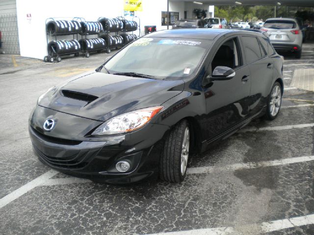 Mazda 3 2011 photo 2